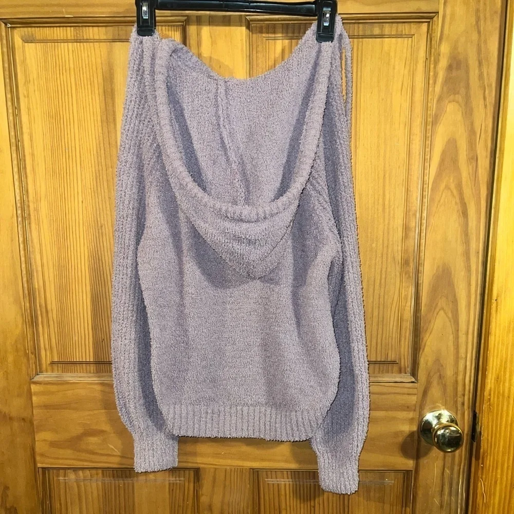 Women Sweater - Picture 3 of 4